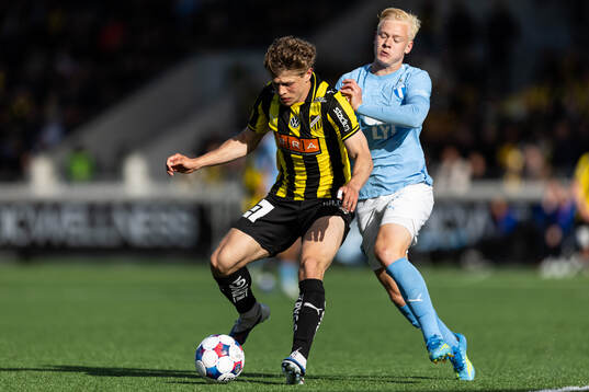 Häckens Gustav Lindgren och Malmö FFs Otto Rosengren