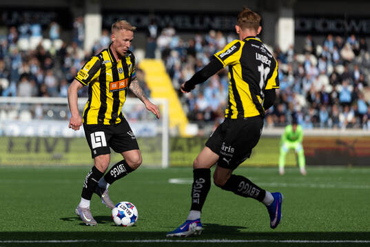 Häckens Mikkel Rygaard Jensen och Julius Lindberg