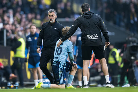 Djurgårdens Bo Hegland och AIKs Johan Hove