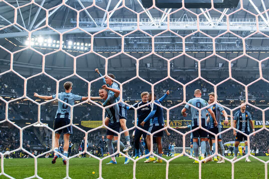 Djurgårdens Piotr Johansson jublar