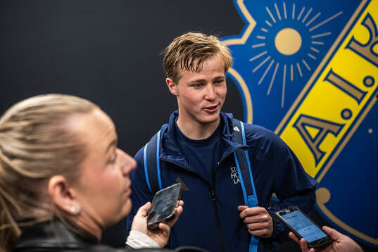Djurgårdens Bo Hegland i mixade zonen