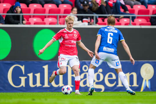 Kalmars Rony Jansson och Halmstads Joel Allansson