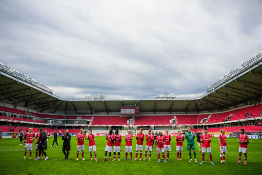 Kalmars spelare jublar