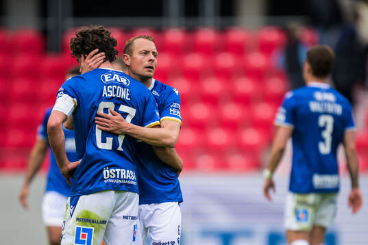 Halmstads Rocco Ascone och Joel Allansson deppar