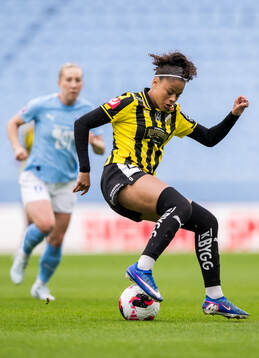 Häckens Felicia Schröder