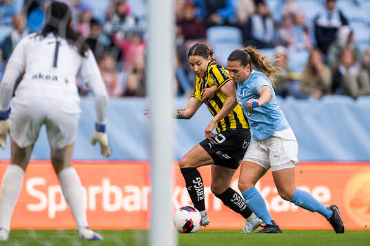 Häckens Tabitha Michelle Tindell och Malmö FFs Emma