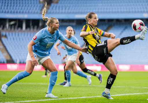 Bläddra bland fler bilder av Fotboll, Damallsvenskan, Malmö FF - Häcken