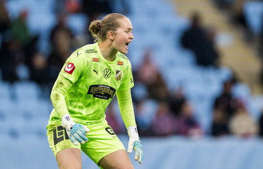 Häckens målvakt Fanney Inga Birkisdottir