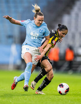 Malmö FFs Larkin Russell och Häckens Nesrin Akgun