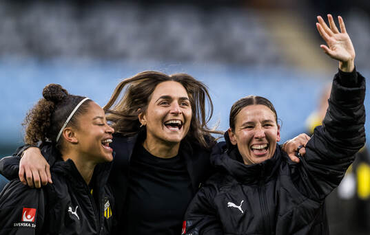 Häckens Felicia Schröder, tränare Elena Sadiku och