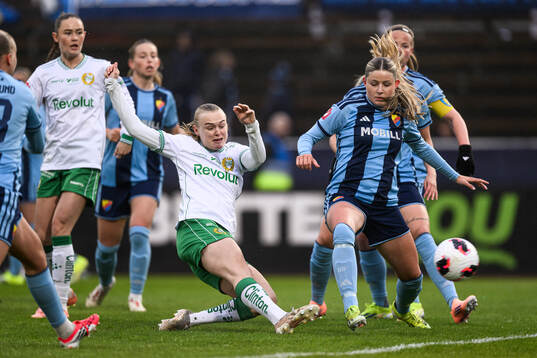 Hammarbys Elin Sørum gör 0-1