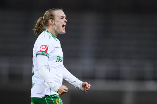 Hammarbys Elin Sørum jublar