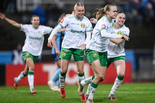 Hammarbys Elin Sørum, Emilie Joramo och Vilde Hasund jublar