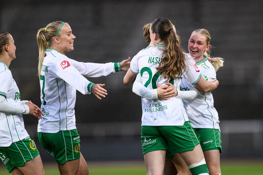 Hammarbys Elin Sørum jublar