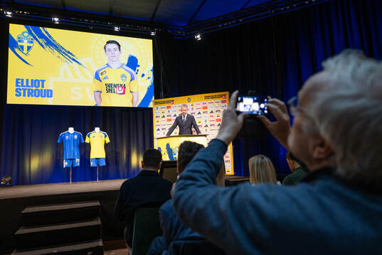 Head coach Graham Potter of the Swedish men's national
