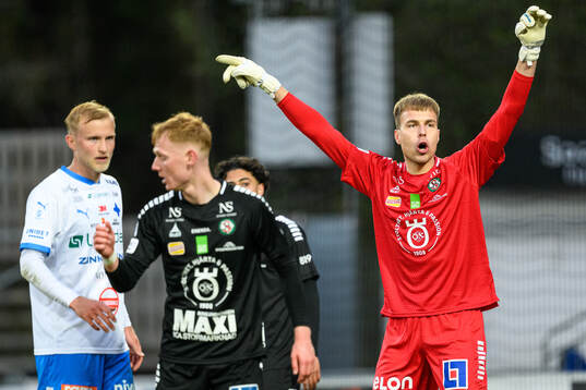 Örebros målvakt Jakub Ojrzynski