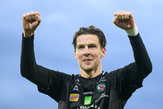 Örebros John Stenberg jublar