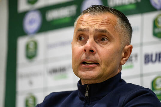 IFK Värnamos tränare Srdjan Tufegdzic vid en