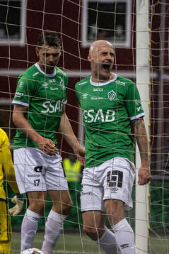 Brages Anton Lundin jublar