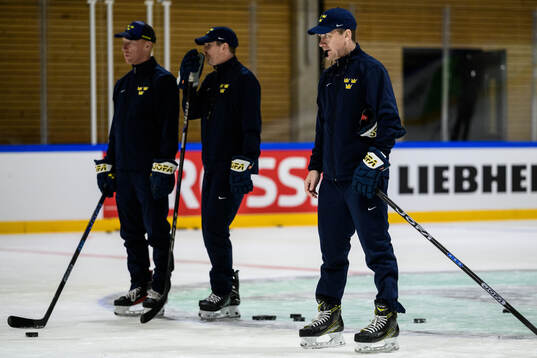 Assistant coach Jörgen Jönsson, Assistant coach Stefan