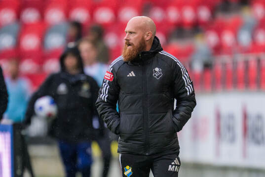 Östers tränare Max Mölder