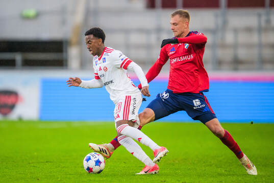 Sandvikens Yabets Yaliso Yaya och Östers Dennis Olsson