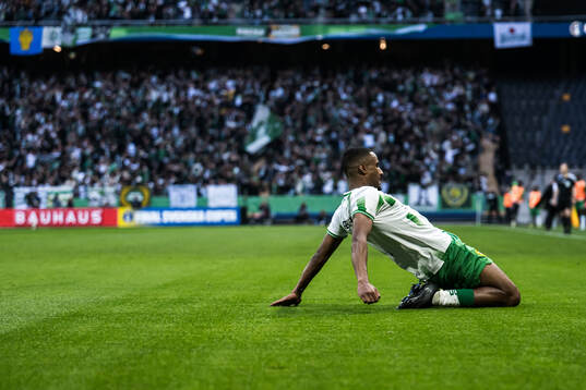 Hammarbys Paulos Abraham jublar