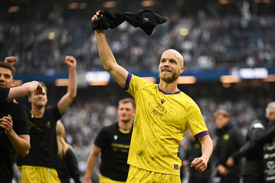 Mjällbys Viktor Gustafson jublar
