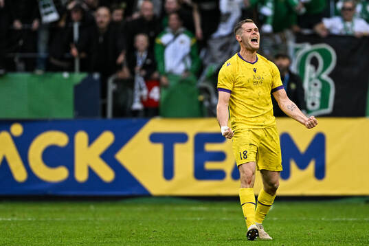 Mjällbys Jacob Bergström jublar