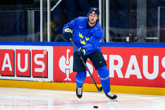Jacob De La Rose of Sweden at a practice session