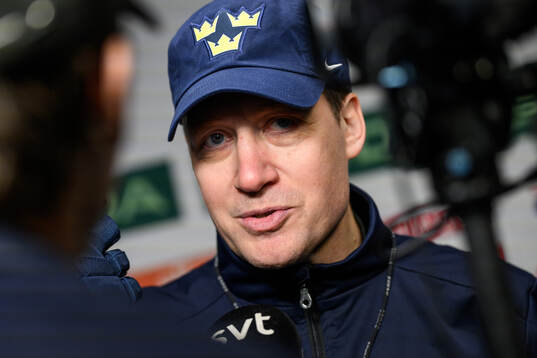 Head coach Sam Hallam of Sweden
