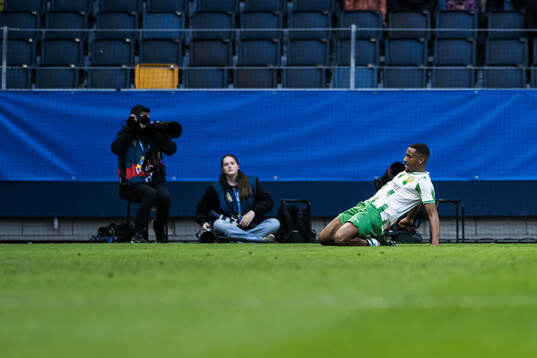 Hammarbys Paulos Abraham jublar