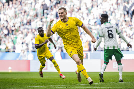 Mjällbys Jacob Bergström jublar
