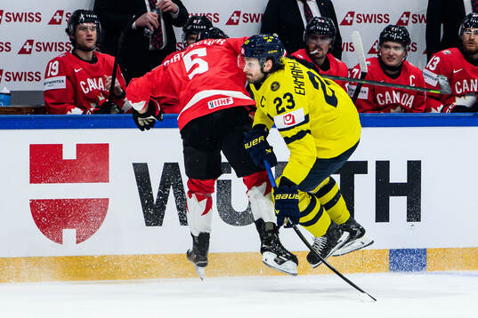 Denton Mateychuk of Canada and Theodor Niederbach of Sweden