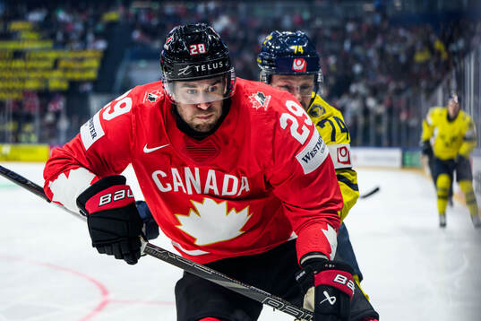 Parker Wotherspoon of Canada and Rasmus Asplund of Sweden