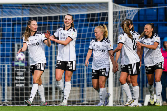 Cille Nilsen of Rosenborg celebrates