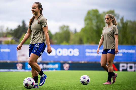 Kristin Sandstad Gumaer of Stabæk warms up