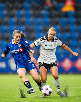 Anna Grindhaug of Stabæk and Celine Emilie Nergård of