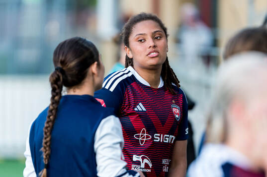 Rosengårds Jo-Anne Agbor Tataw Cronquist deppar
