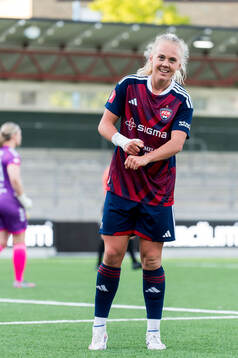 Rosengårds Molly Johansson jublar