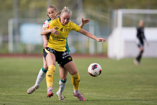 Alingsås Isabella Svanström och Elfsborgs Stina Jensen