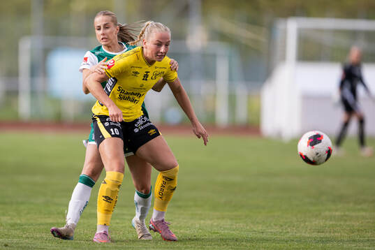 Alingsås Isabella Svanström och Elfsborgs Stina Jensen