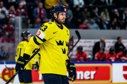 Oliver Ekman-Larsson of Sweden