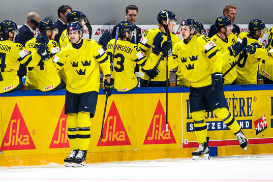 Jacob Larsson of Sweden celebrates 2-1