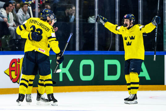 Oliver Ekman-Larsson, Lucas Raymond, and Viggo Björck of