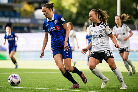 Ida Mortensen Natvik of Stabæk and Milena Kokosz of