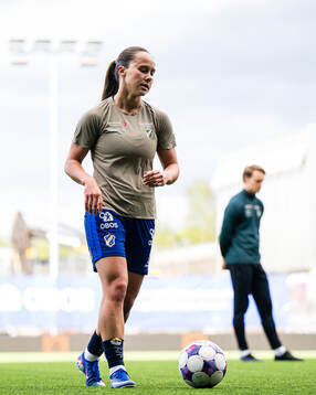 Kristin Sandstad Gumaer of Stabæk warms up