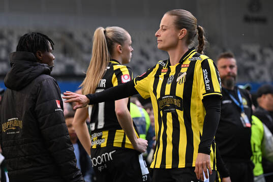 Häckens Anna Anvegård deppar