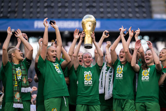 Hammarbys Alice Carlsson, Stina Lennartsson, Emilie Joramo,