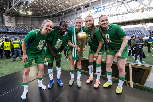 Hammarbys Hannah Sjödahl, Vivienne Lia, Sofia Reidy, Svea